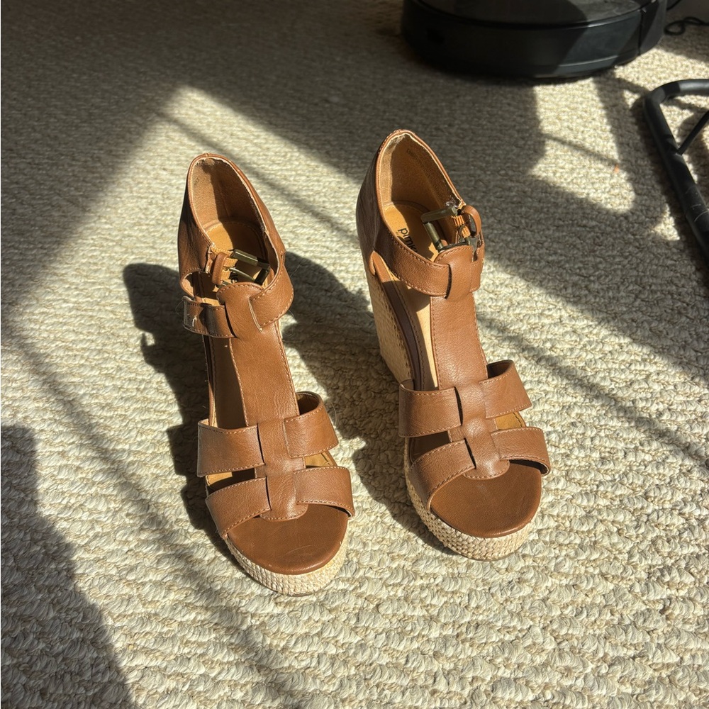 Wedges - Picture 4 of 7